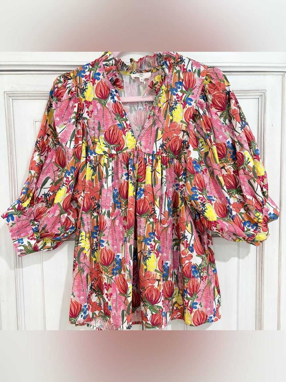 PRELOVED SZ M EXC! entro Multicolor Floral Puff Sleeve Blouse